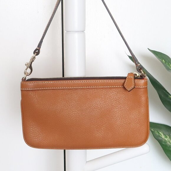 Dooney and Bourke Tan / Brown Leather Wristlet, Handbag, Purse, Wallet - Picture 4 of 13
